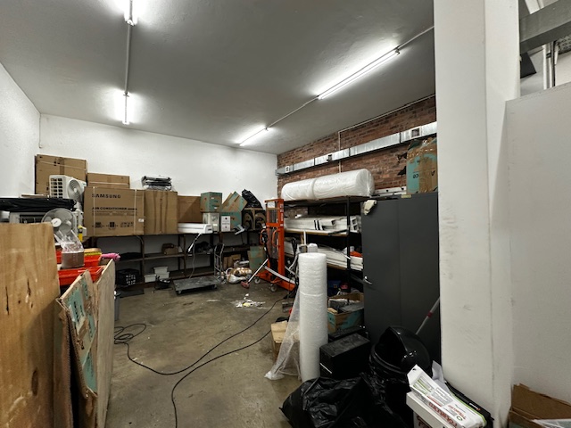 To Let Commercial Property for Rent in Maitland Western Cape